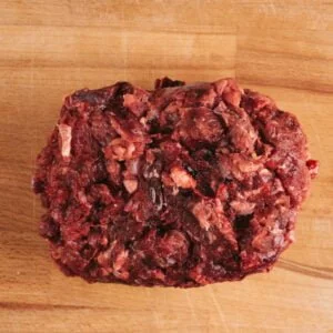 Beef trimmings MQ (medium quality),minced Ø 25-30 mm